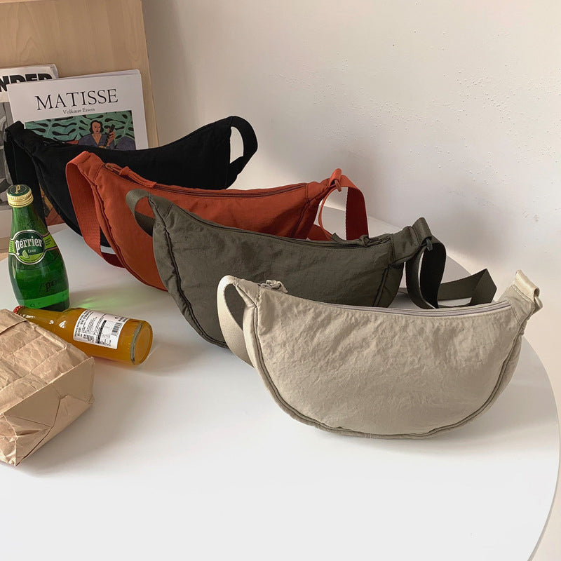 Modna Torba | Półksiężycowy Design
