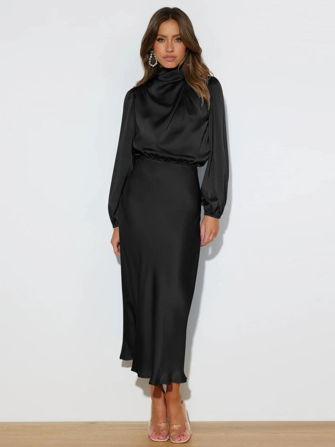 Suknia Wieczorowa z Połyskiem – Zjawiskowy Look