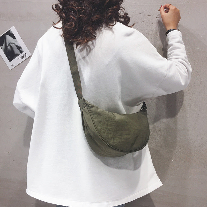 Modna Torba | Półksiężycowy Design