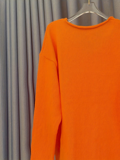 Sweter Oversize Z Eleganckim Dekoltem V