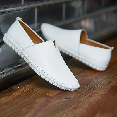 Loafersy z Klasycznym Wykończeniem – Tradycyjny Design