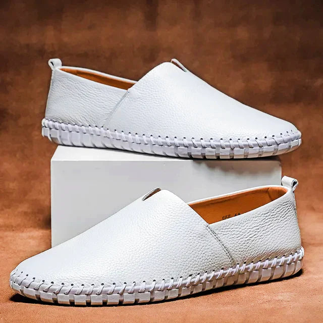 Loafersy z Klasycznym Wykończeniem – Tradycyjny Design