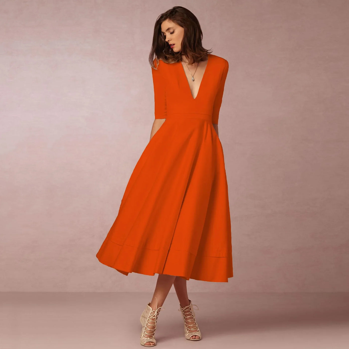 Elegancka Sukienka Maxi Z Modnym Krojem