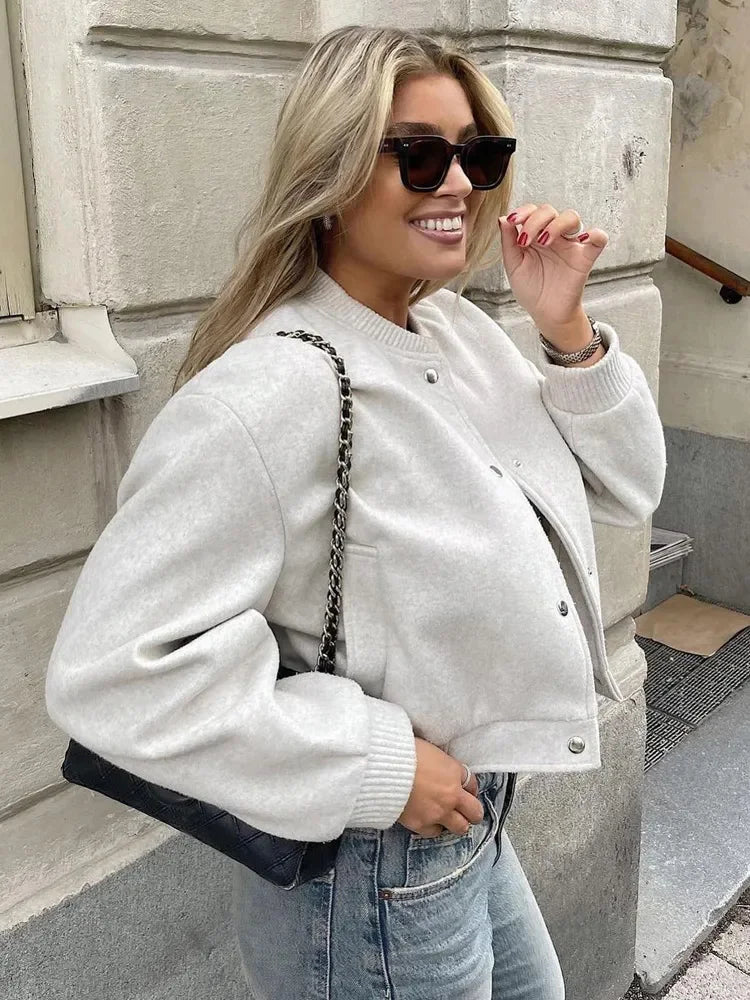 Stylowy Krótki Kardigan – Miejski Styl