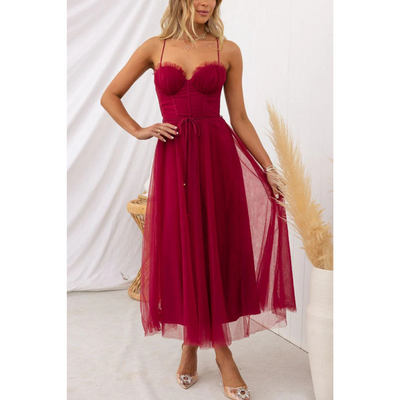 Modna Sukienka Maxi Z Spaghetti Ramiączkami | Elegancja I Komfort