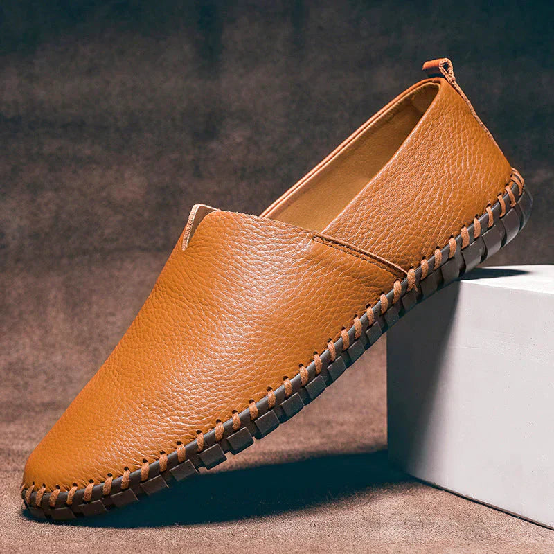 Loafersy z Klasycznym Wykończeniem – Tradycyjny Design